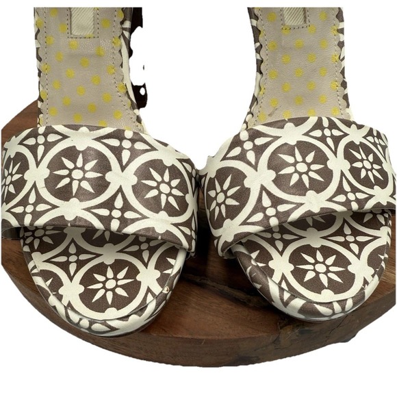 Boden Leather Ankle Strap Wooden Block Heel Sandals Print Woman's Retro Boho - Picture 2 of 6